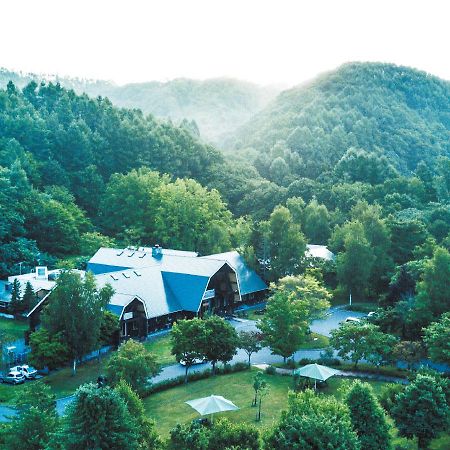 Log Hotel The Maple Lodge Iwamizawa Buitenkant foto