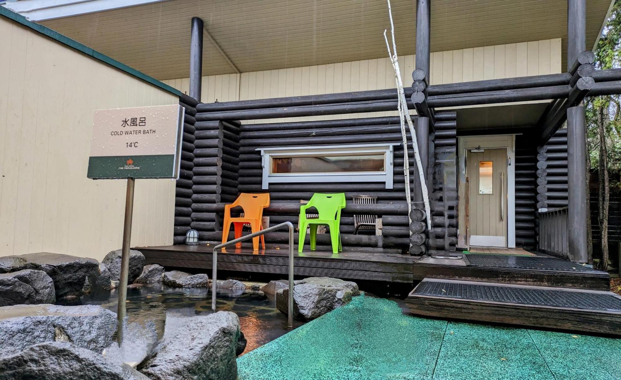 Log Hotel The Maple Lodge Iwamizawa Buitenkant foto