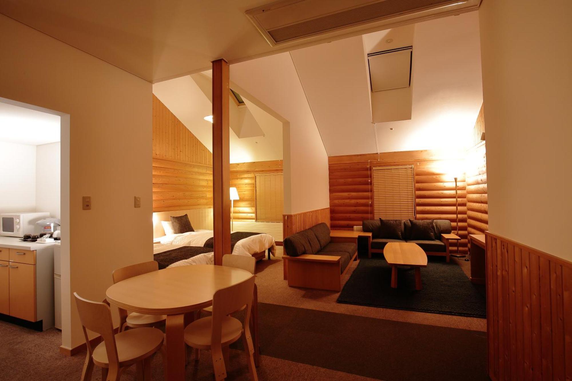 Log Hotel The Maple Lodge Iwamizawa Buitenkant foto